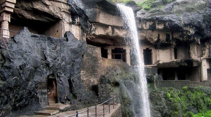 Chhatrapati Sambhajinagar / Aurangabad to Caves taxi services